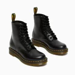 Borcegos Dr. Martens Negro 1460 W