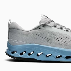 Zapatillas ON Gris Cloudsurfer Trail 2