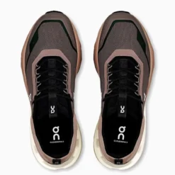 Zapatillas ON Marrón Cloudnova X
