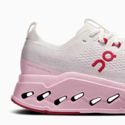 Zapatillas ON Rosa W Cloudsurfer Max